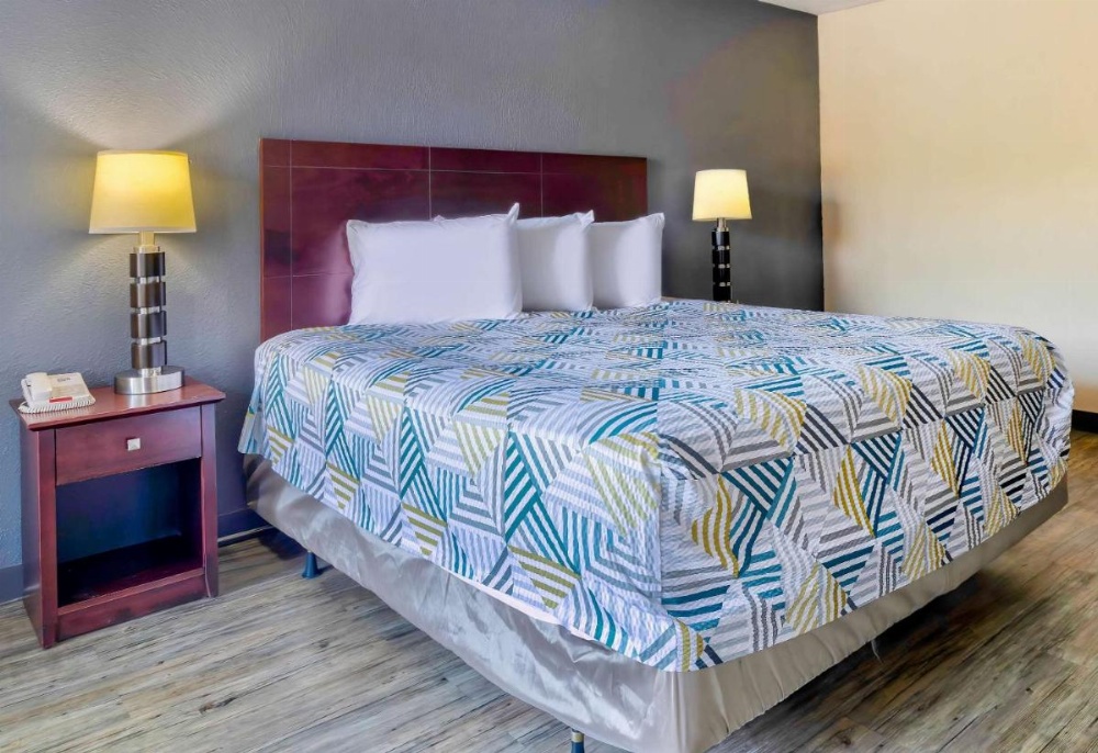 Room image 2